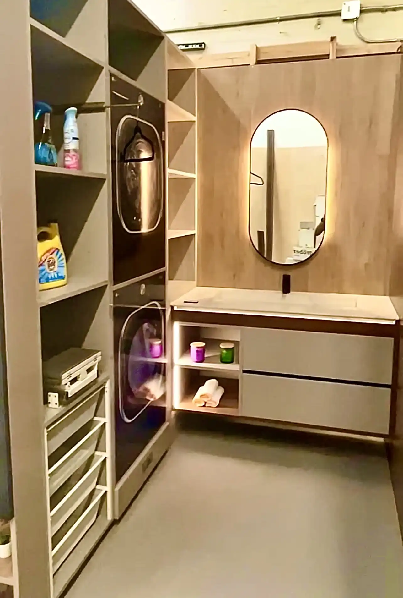 Vanities - Single Sink - Modern - Built in - Shaker - Floating - Custom Size